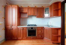 Кухня. Фасады: массив дуба.