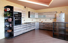 Кухня. Фасады: пластик Resopal (Германия), на фасадах сохранён рисунок целого листа.