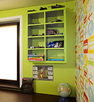 Полка в детской комнате. ДСП Egger (зелёный лимон).